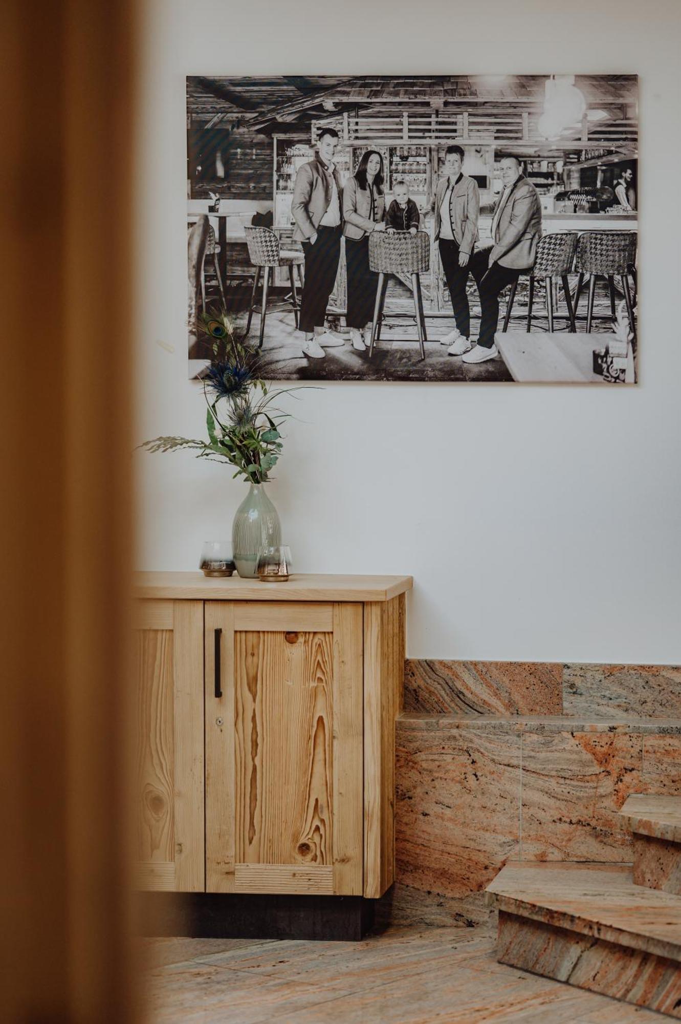 Hotel Adler - Paulas Alb Эинген Экстерьер фото